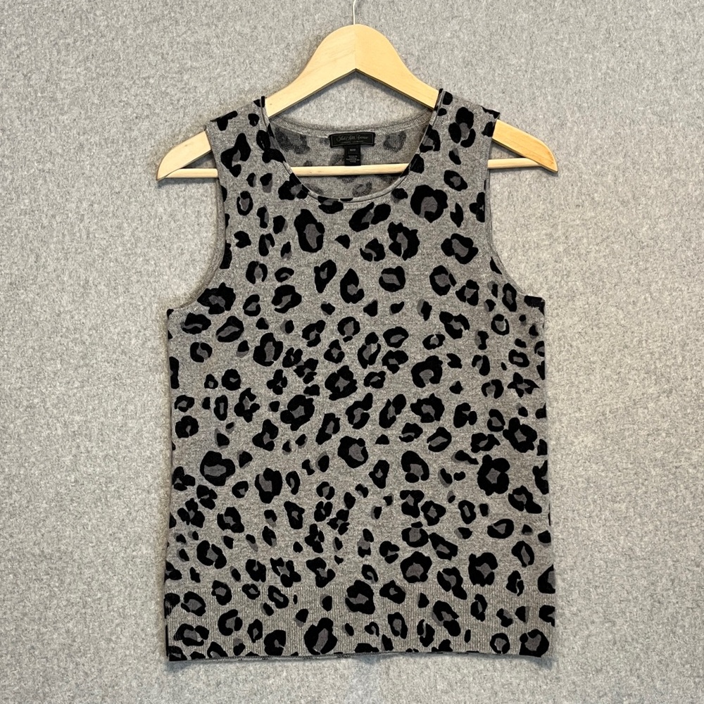 Cashmere animal print leopard sweater sleeveless